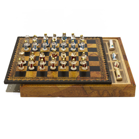Chess Set Completo di Scacchi IL MEDIOEVO in Alabastro e Resina dipinti a mano e Scacchiera con Box Contenitore in Similpelle