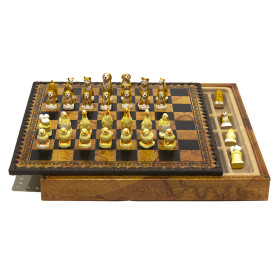Chess Set Completo di Scacchi “GLI ANIMALI DELLA FATTORIA” Dipinti a Mano e Scacchiera con Contenitore in Similpelle