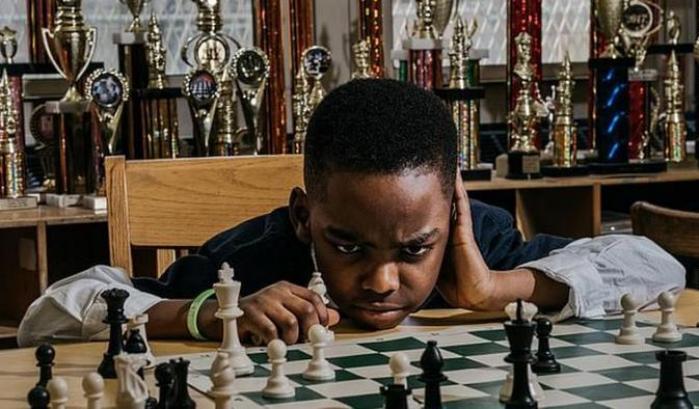 Il piccolo Tani, profugo nigeriano campione di scacchi a New York
